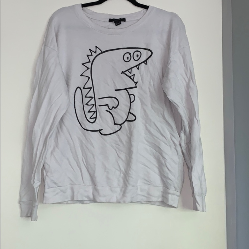 Basic graphic crew neck